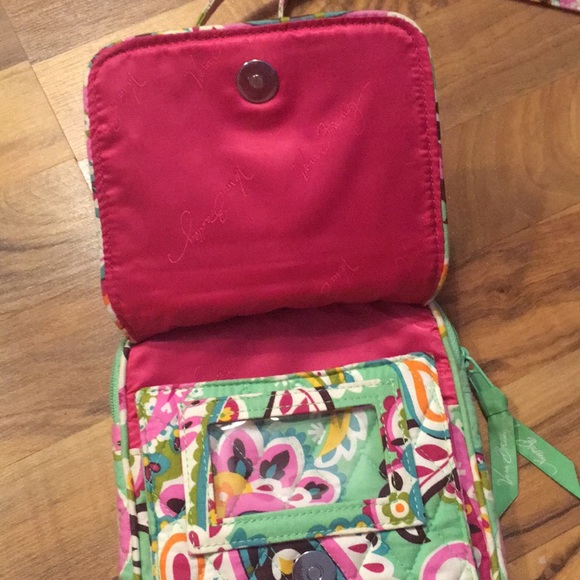 Vera Bradley cross body bag - Picture 2 of 5
